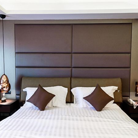 The Connex Asoke Hotel Банкок Стая снимка