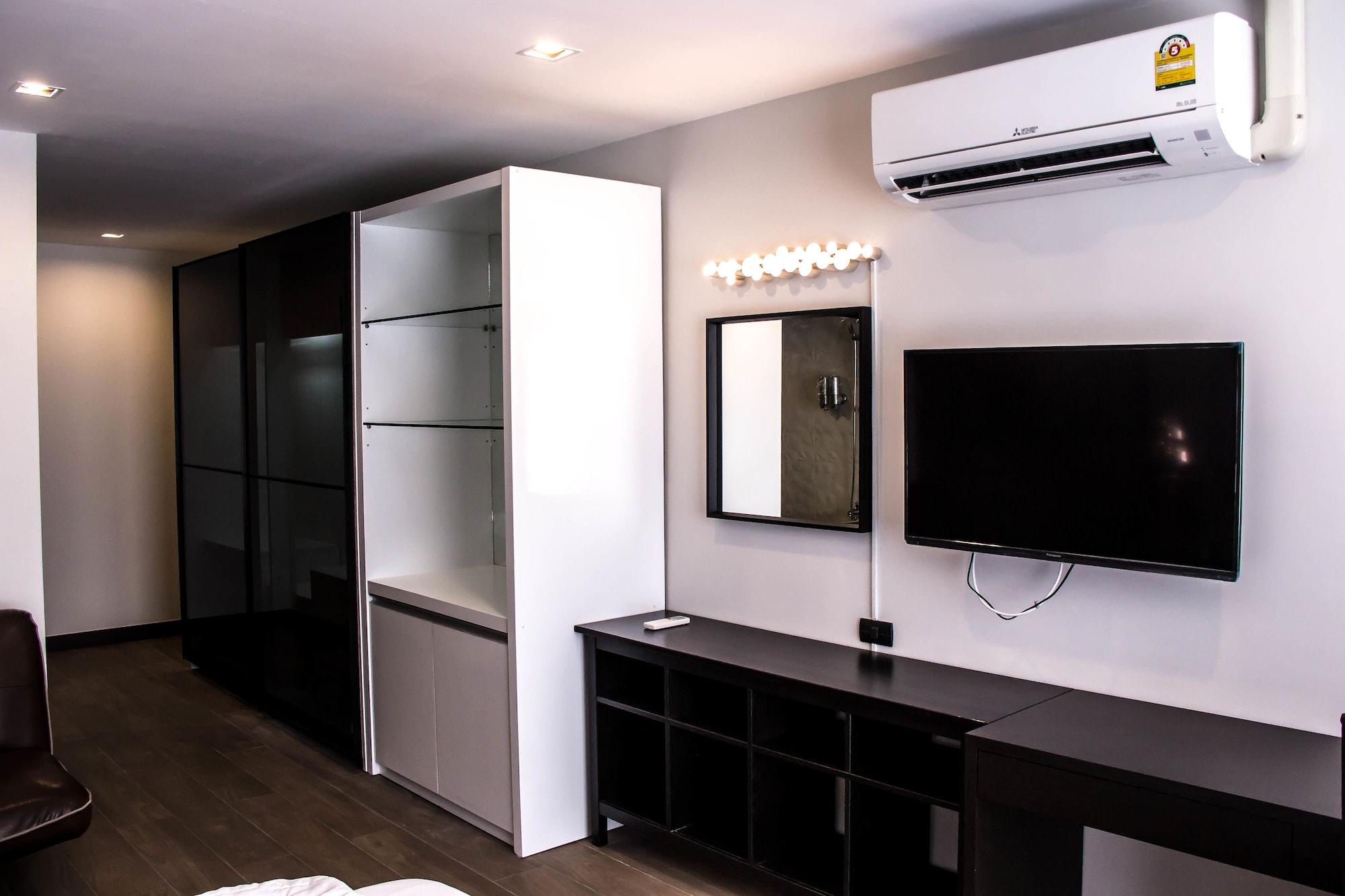 The Connex Asoke Hotel Банкок Екстериор снимка