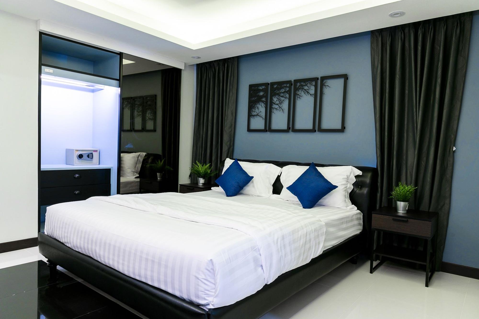 The Connex Asoke Hotel Банкок Екстериор снимка