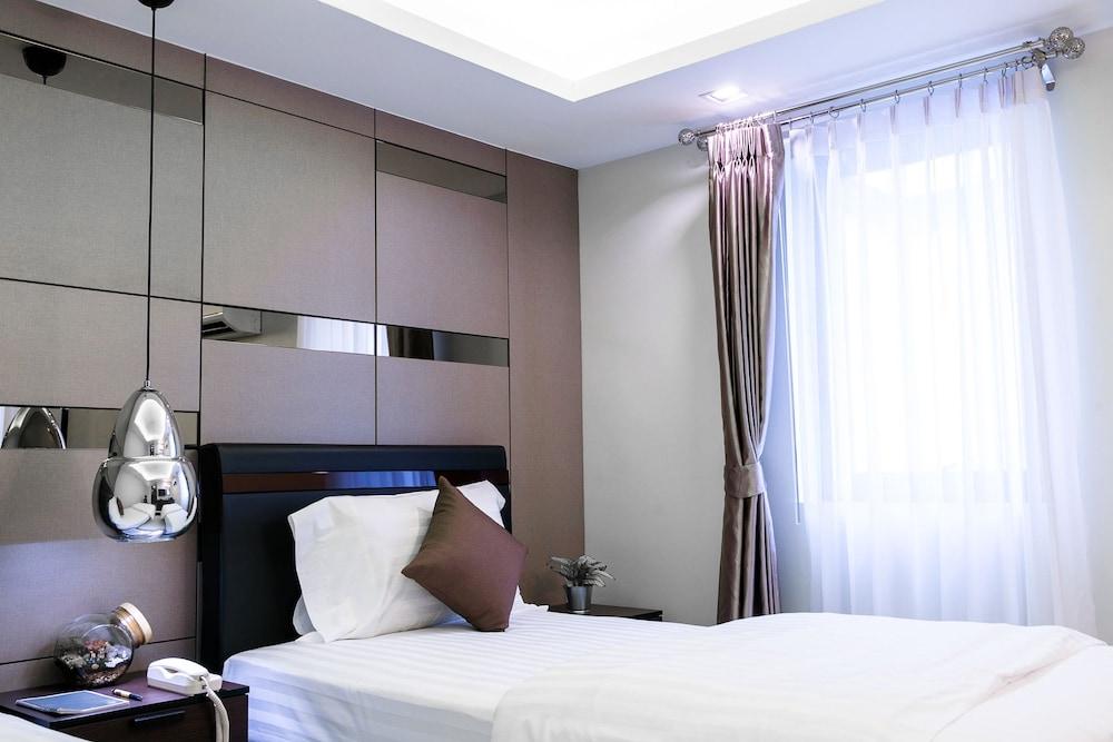 The Connex Asoke Hotel Банкок Екстериор снимка