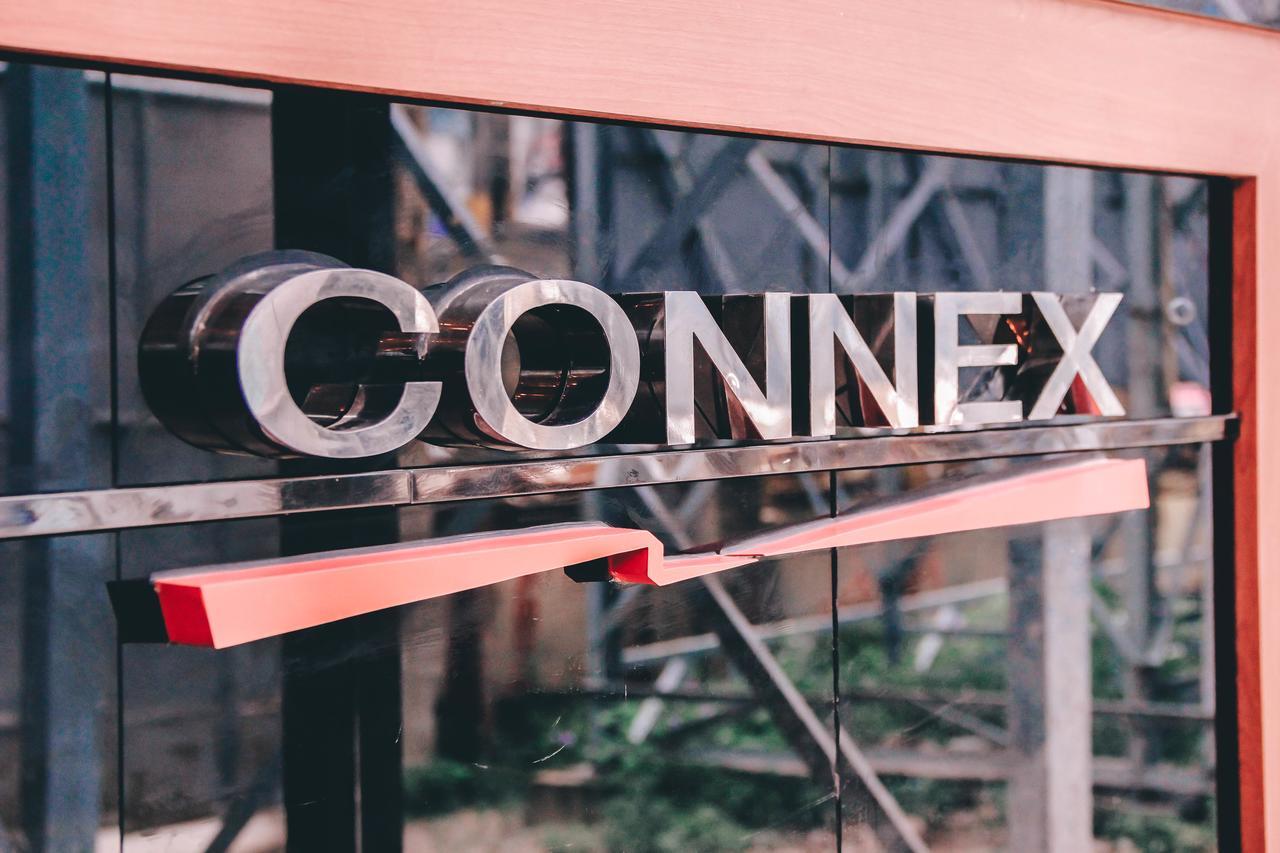 The Connex Asoke Hotel Банкок Екстериор снимка