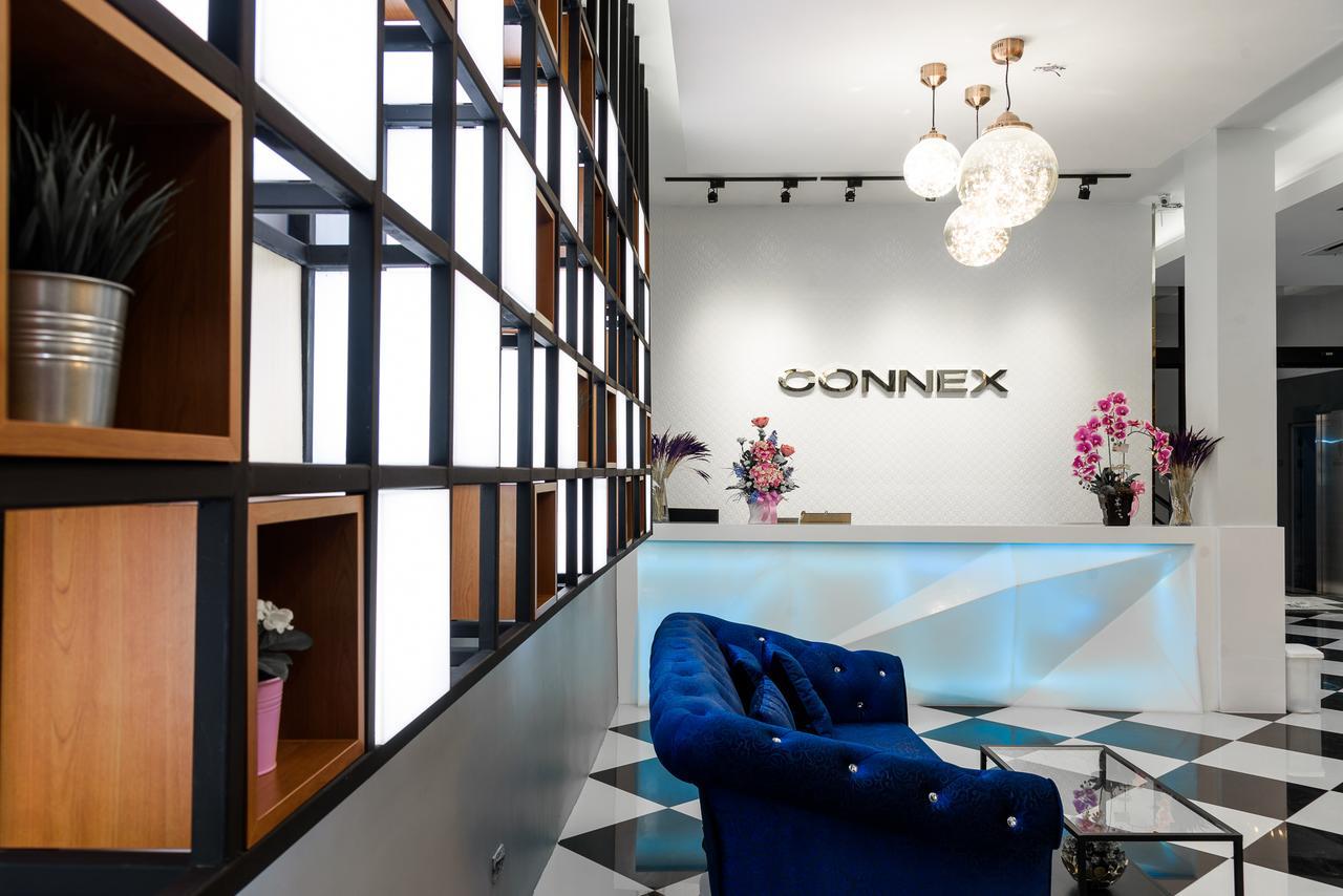The Connex Asoke Hotel Банкок Екстериор снимка