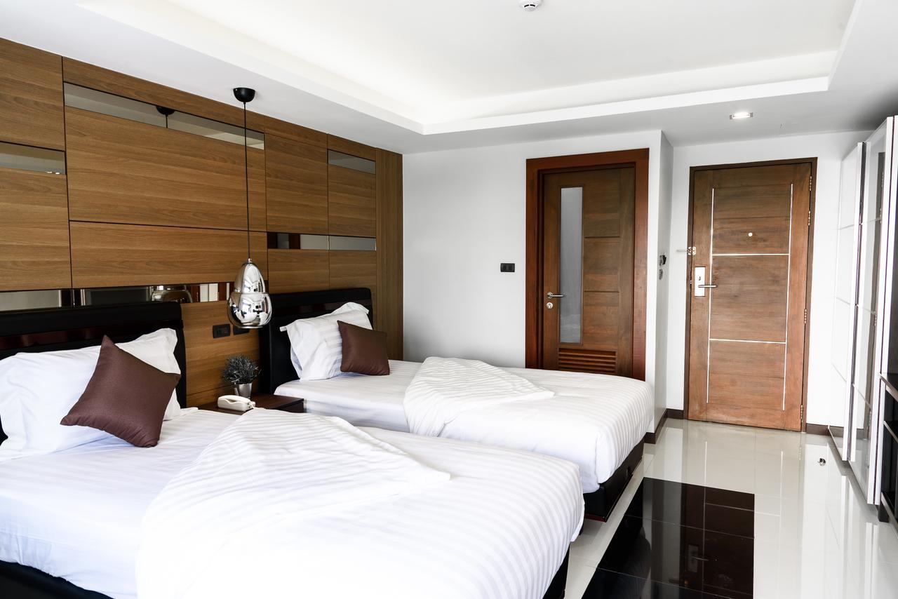 The Connex Asoke Hotel Банкок Екстериор снимка